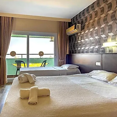 Hotel Gold 4*